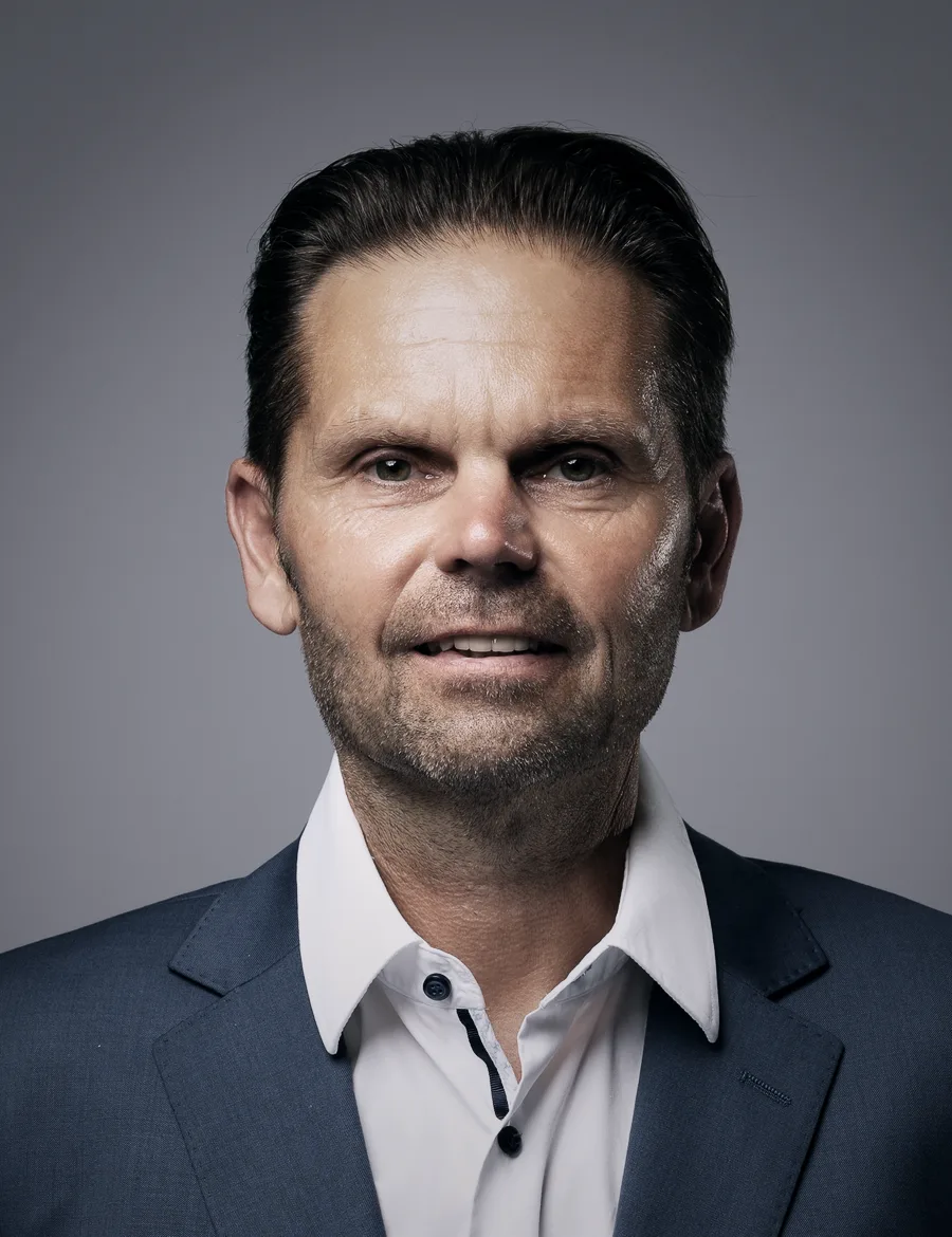 Portrait von Günter Reinprecht, diplomierter Mentaltrainer und Hypnosecoach aus Graz